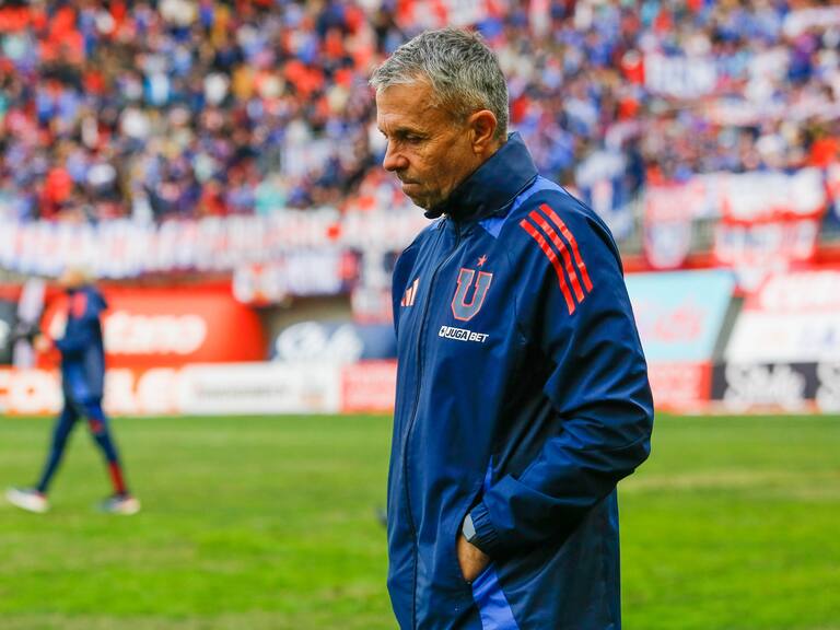 Gustavo Álvarez descarta la salida de un jugador sub 21 en la U y advierte de cara a la revancha con Guaraní: “Lo vamos a tomar con humildad”