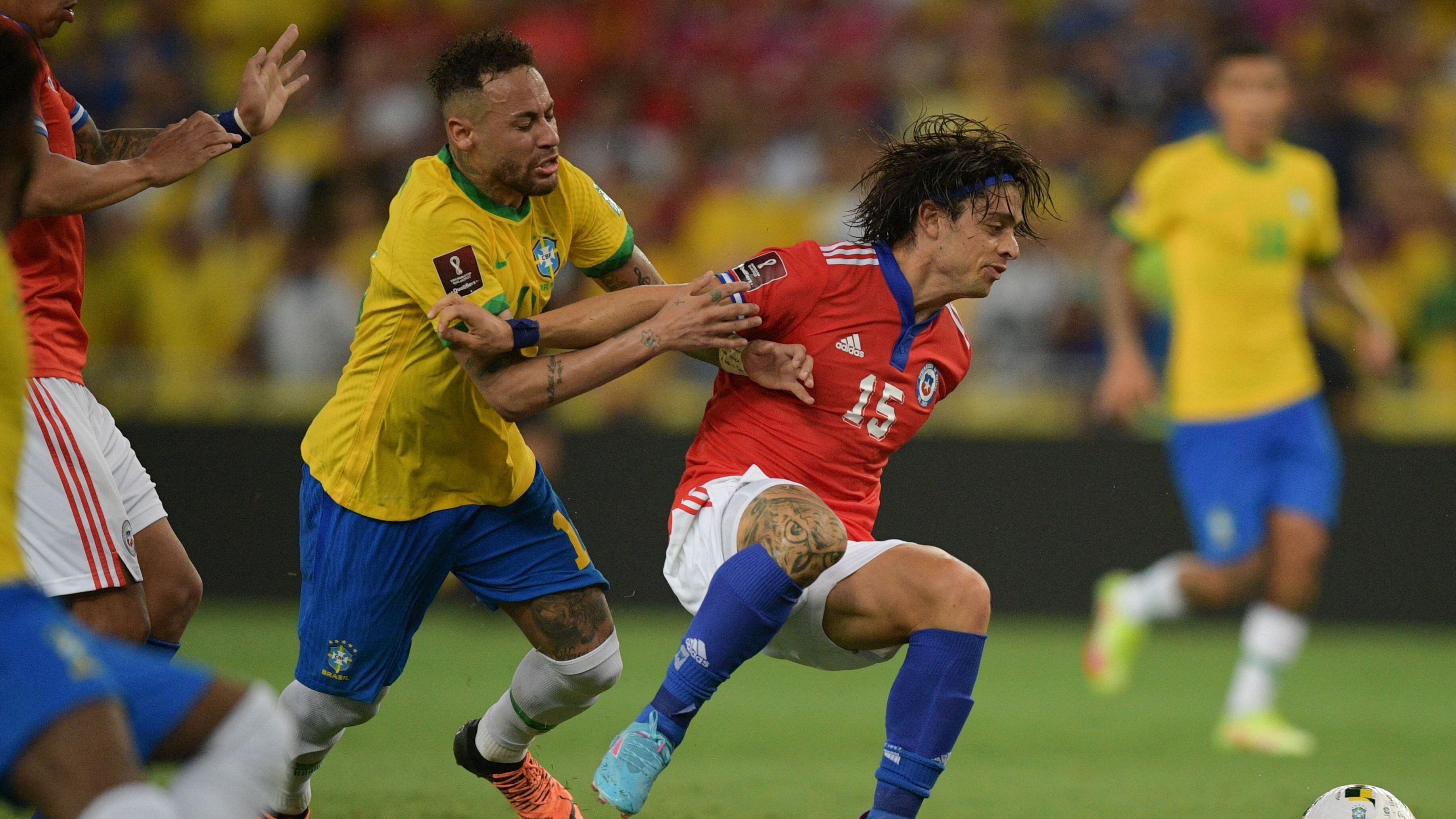 Joaquín Montecinos tras la goleada de Brasil: "Estamos destruidos"