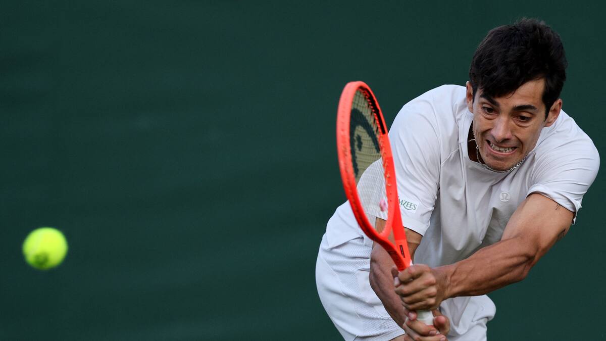 Cristian Garin deberá completar este jueves su partido de segunda ronda en Wimbledon ante Arthur Rinderknech