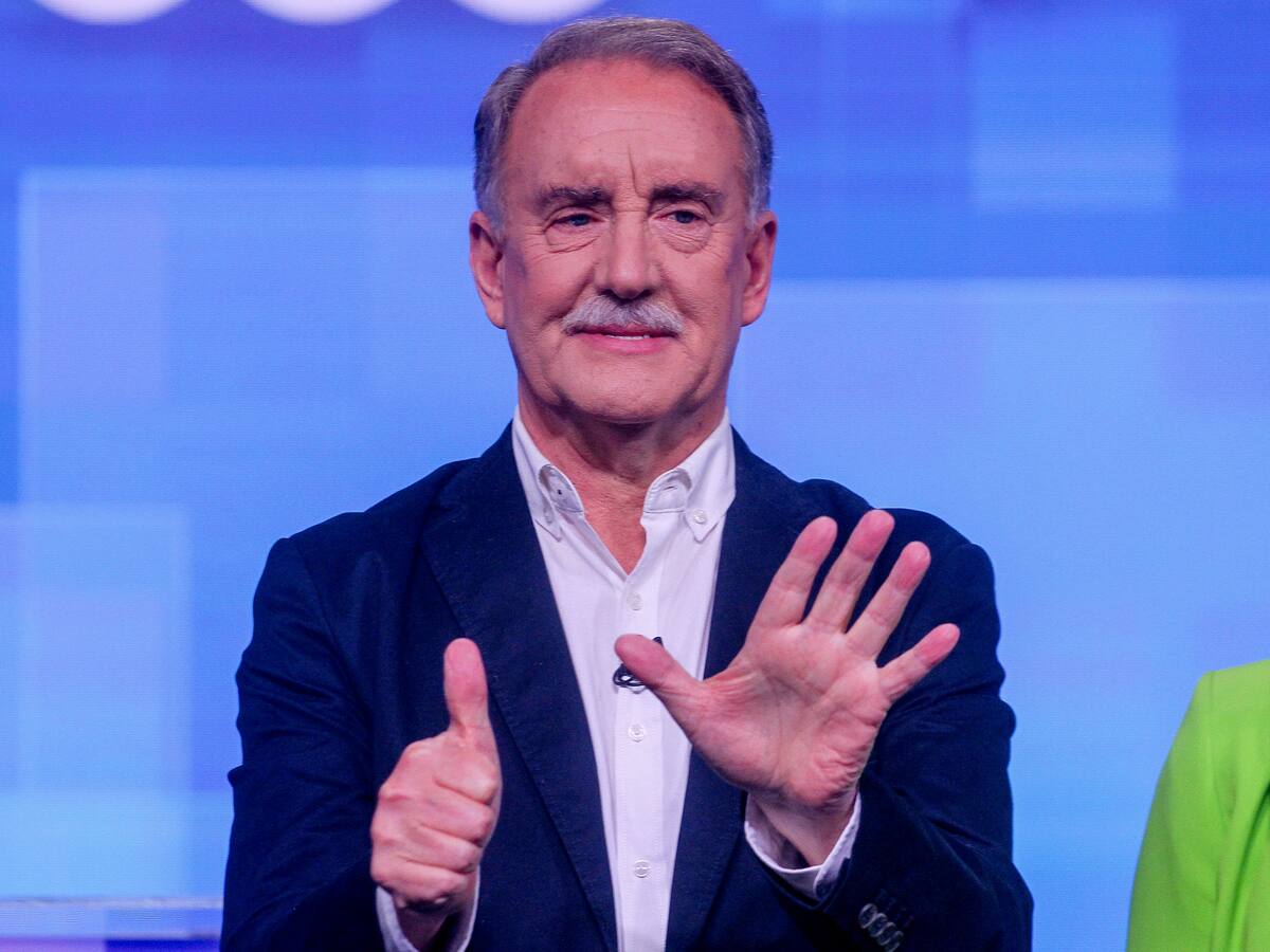 “Les faltó decir ‘educación gratuita sin fines de lucro’ y salimos marchando”: Eduardo Artés dispara contra las propuesta de la derecha
