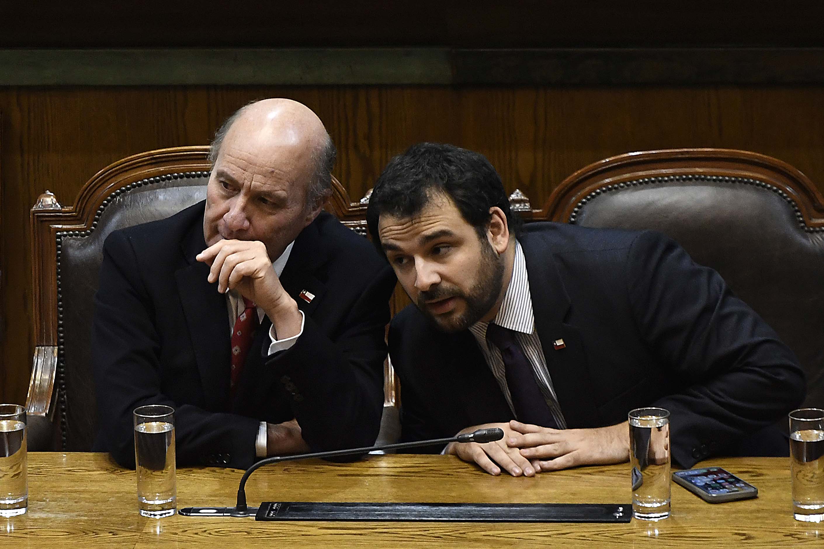 19 DE MAYO DE 2026/VALPARAISO
Ministro hacienda Jorge Quiroz y Juan Pablo Rodríguez , durante la discusión Primer trámite constitucional. Informes de las comisiones de Hacienda, de Medio Ambiente y Recursos Naturales, y de Trabajo y Seguridad Social.
FOTO: PABLO OVALLE ISASMENDI/AGENCIA UNO