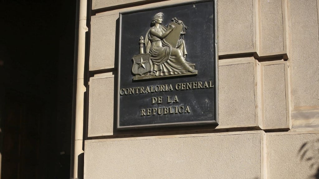 Contraloría por prescindencia política ante el plebiscito de salida por la Convención Constitucional