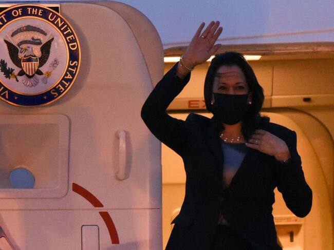 Kamala Harris llega en visita oficial a Guatemala