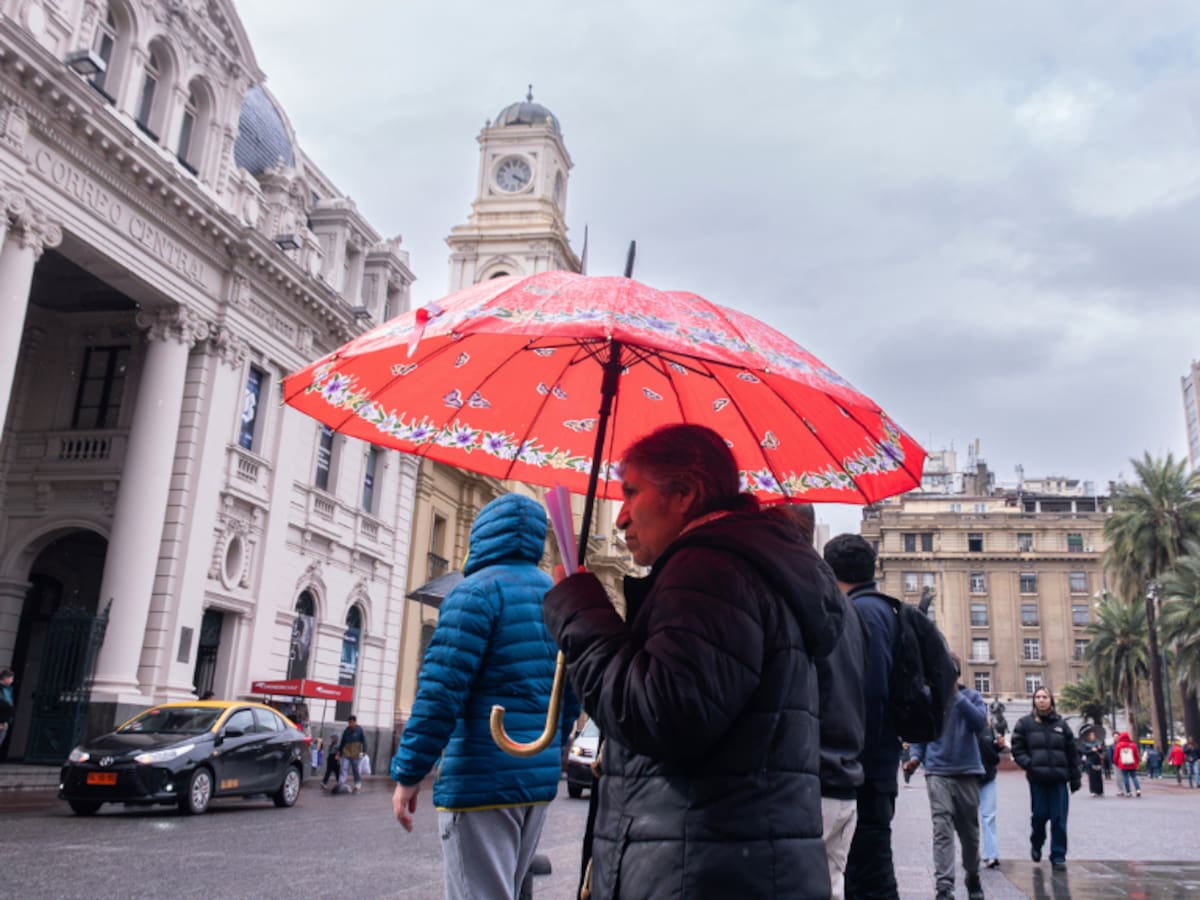 Confirman lluvia y nieve en Santiago para hoy miércoles: cuántos mm de agua caerán y en qué sectores