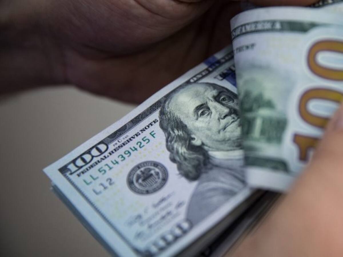 Dólar en Chile: divisa abre al alza y se acerca a los $800