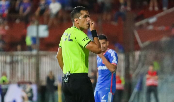 FIFA convoca al árbitro chileno Rodrigo Carvajal para el Mundial Sub 17 de Indonesia 2023
