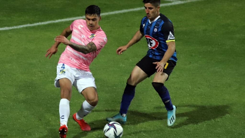 Alex Ibacache surge como opción para reforzar a Colo Colo