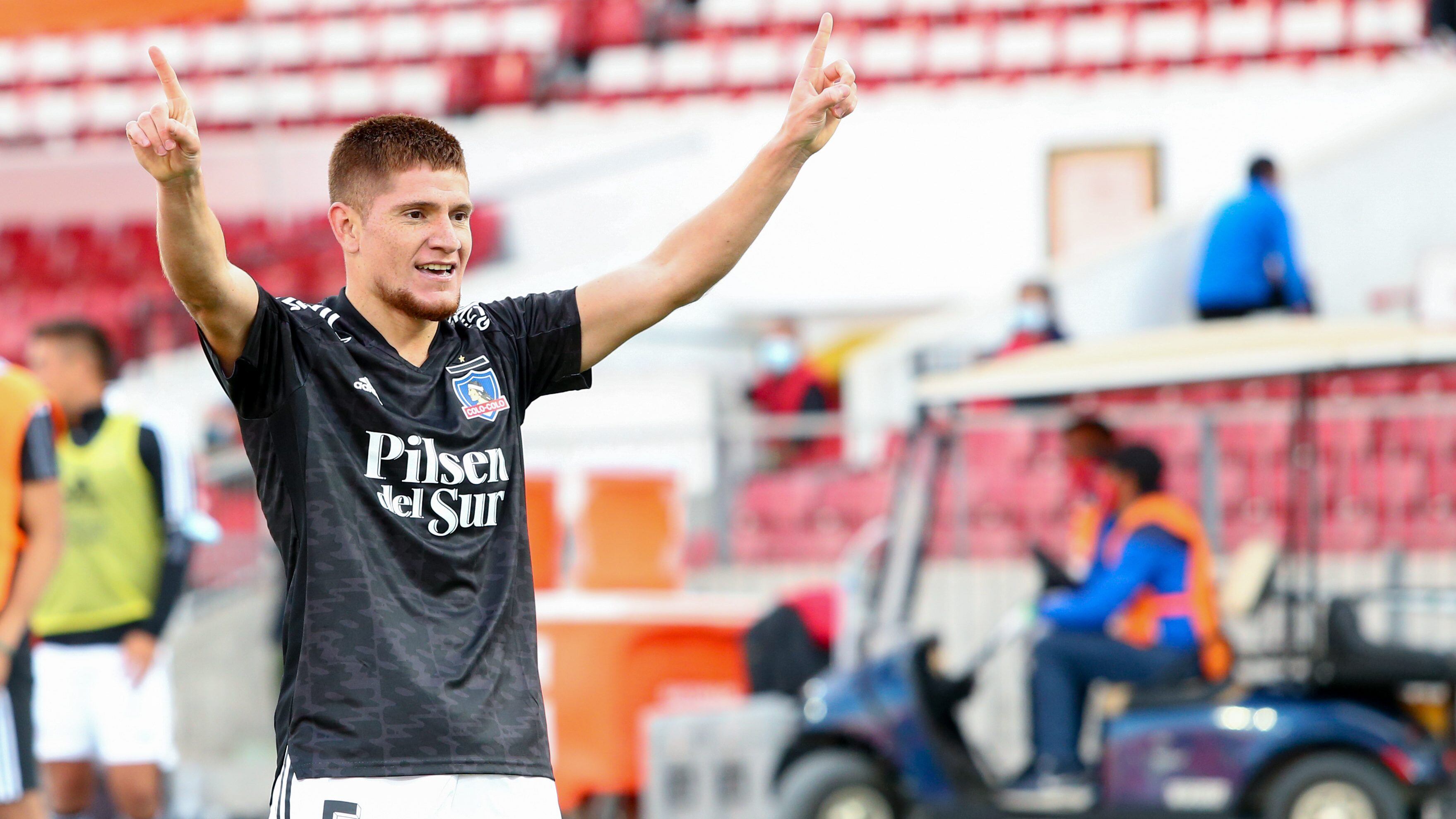 21 de Marzo del 2021/SANTIAGOLeonardo Gil(c) celebra su primer gol y el 2 a 0 de Colo Colo, durante el partido valido por la Final de la Supercopa Easy 2020, entre Universidad Católica vs Colo Colo, disputado en el Estadio Nacional.
FOTO:FRANCISCO LONGA/AGENCIAUNO