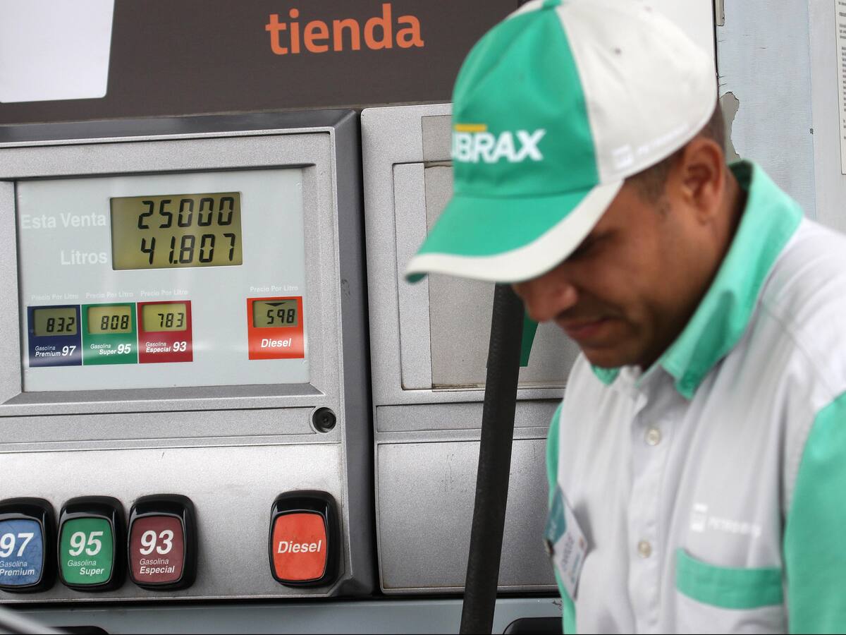 Enap bajará el precio de las bencinas desde este jueves