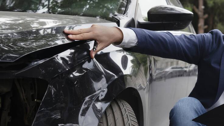 Tres concentran el 74% de casos: las empresas de seguros automotrices con más reclamos en Chile, según el Sernac