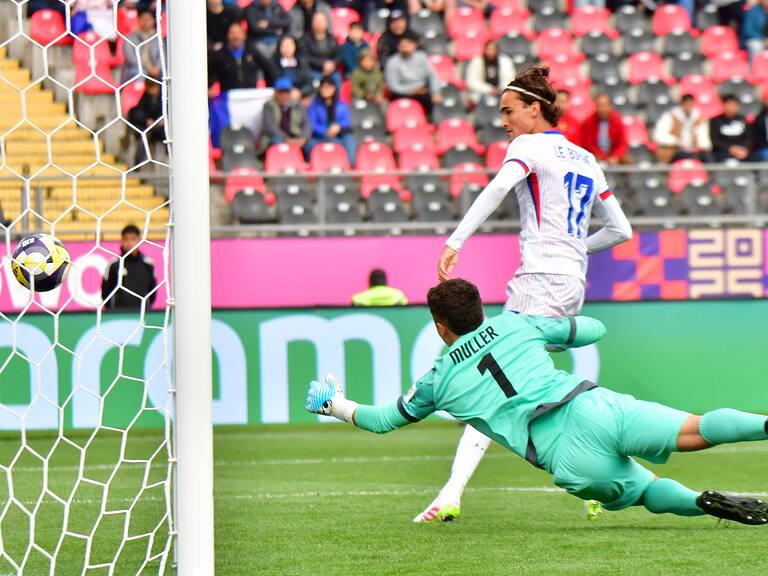 Francia aplasta a Nueva Caledonia, pero solo le alcanza para ser el mejor tercero del Mundial Sub 20