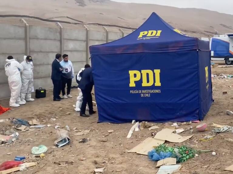 Lamentable hallazgo: encuentran cuerpo con signos de tortura en un vertedero de Arica