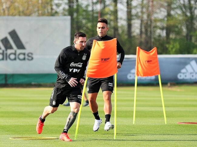 Messi entrena con la Selección de Argentina