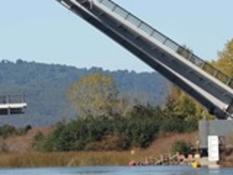 Error de ingeniería en Puente Cau Cau llegará a Discovery este sábado