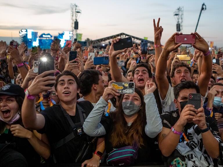 Ministra de las Culturas detalla cambio en medidas sanitarias para eventos masivos: “Va a ser una reactivación total del sector cultural”