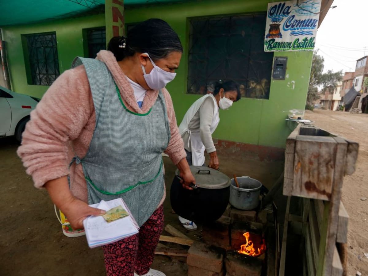 Alza en precios de los alimentos quiebran ollas comunes en Perú