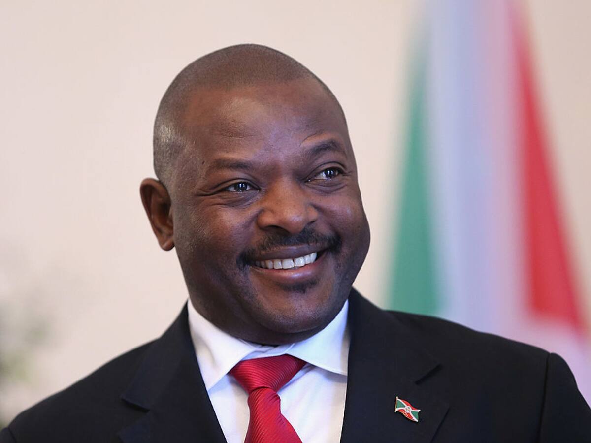 Murió presidente de Burundi entre rumores que pudo ser por el coronavirus