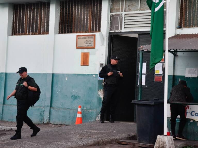 Senado aprueba proyecto de ley que tipifica como delito la tenencia de celulares en las cárceles