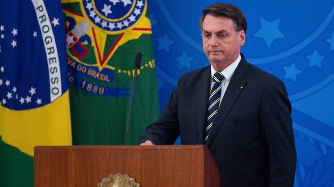 BRASILIA, BRAZIL - APRIL 24: Brazilian president Jair Bolsonaro, accompanied by several ministers of state, speaks during a press conference after the resignation of minister of Justice Sergio Moro at the Planalto Palace in Brasilia, Brazil, on April 24, 2020 in Brasilia. (Photo by Andressa Anholete/Getty Images)