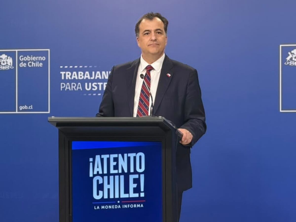 Gonzalo Arenas debuta como vocero de gobierno con dardo a Boric: “Un expresidente debería aportar y no criticar”