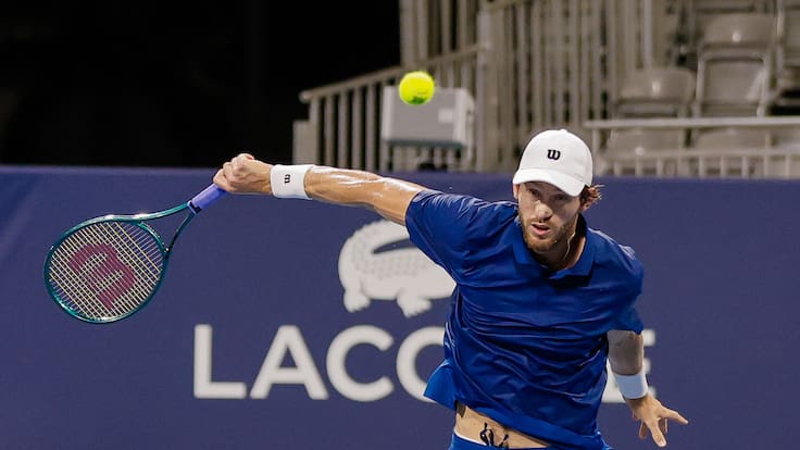 “No es una situación fácil”: Jarry se baja de Wimbledon y pone en riesgo su presencia en Copa Davis