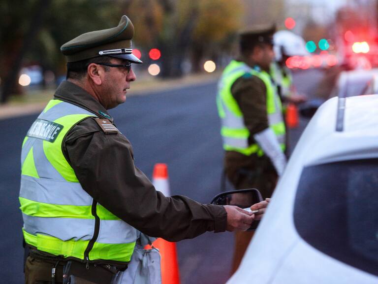 Restricción vehicular en Chile 2025: qué vehículos no pueden circular hoy lunes 26 de mayo en Santiago