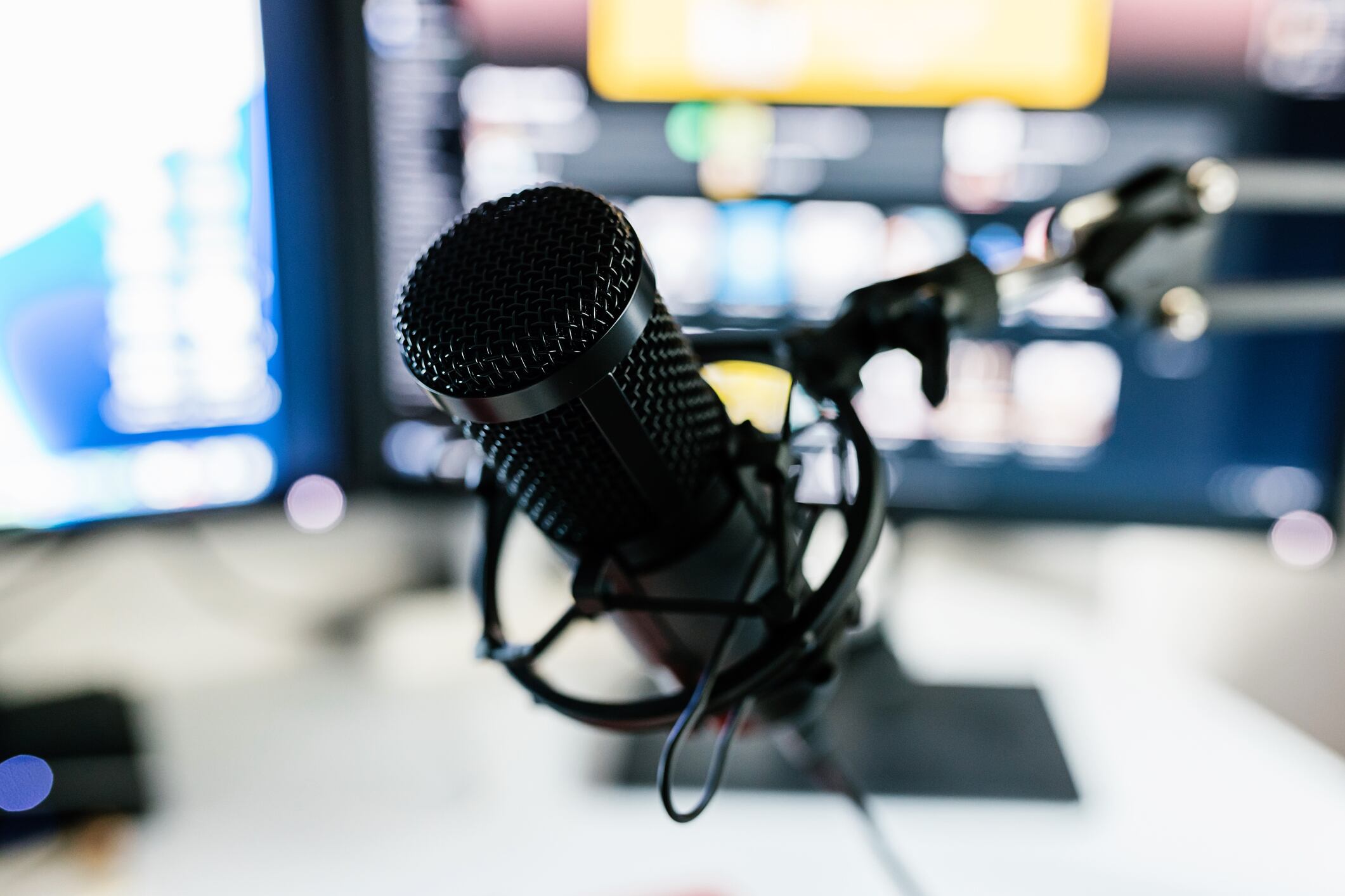 Imagen referencial de un estudio para realizar programas de radio