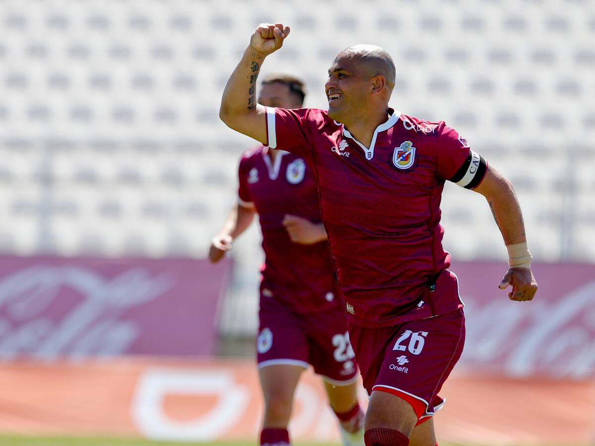 San Humberto: Deportes La Serena derrotó por la cuenta mínima a Deportes Iquique por el Torneo Nacional