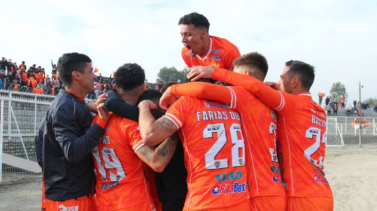 Cobreloa pide jueces de Primera División para la "final" con Magallanes y desconfía del arbitraje de la B