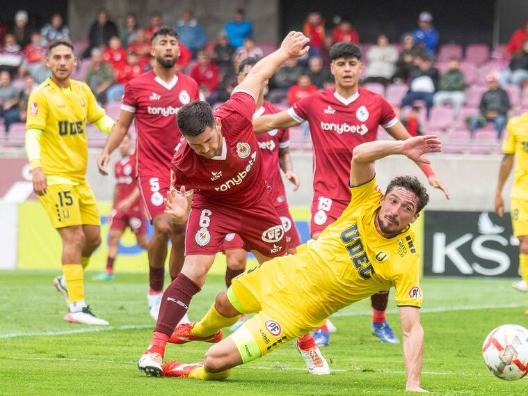06 DE ABRIL DE 2024,LA SERENA
durante el partido, válido por la séptima fecha del campeonato de ascenso, entre Deportes La Serena y Universidad de Concepción, disputado en el estadio La Portada.
FOTO: CRISTIAN SILVA/ AGENCIA UNO