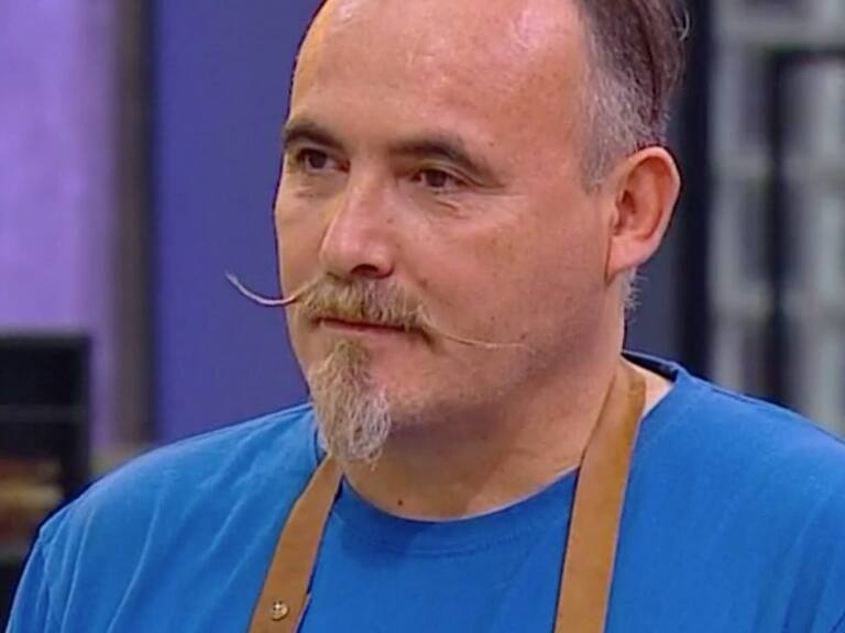 «Lo llevaban cargado y se cayó»: Testigo entregó detalles de la detención de Paul Vásquez en el aeropuerto