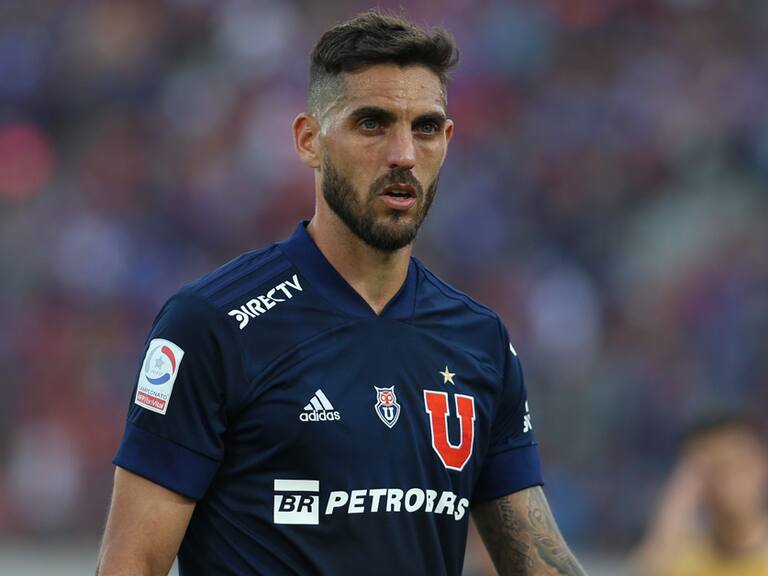 Larrivey sobre un eventual descenso de la U: «Sacaremos esto adelante. En tres fechas estaremos mucho más arriba que de la zona baja»