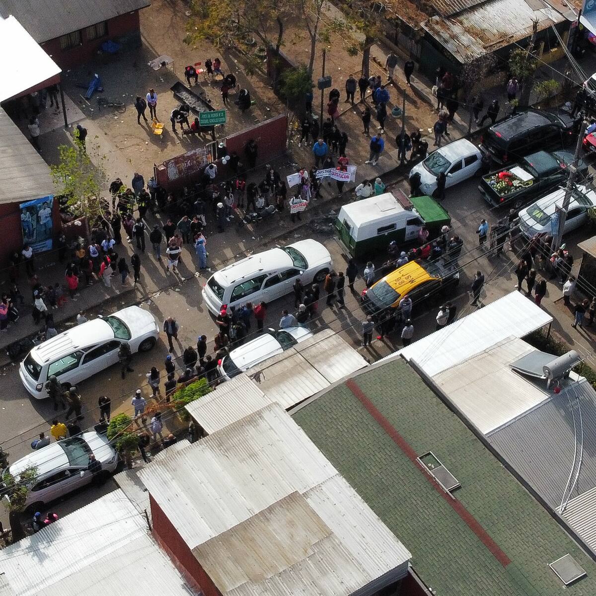 Funeral de alto riesgo en Maipú: despliegan operativo tras asesinato de hincha de Colo Colo por barristas de la U