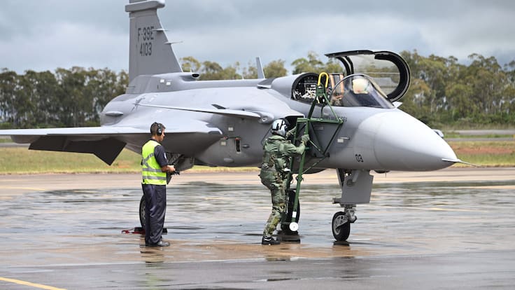 Brasil avanza en su industria militar con primer caza supersónico fabricado localmente