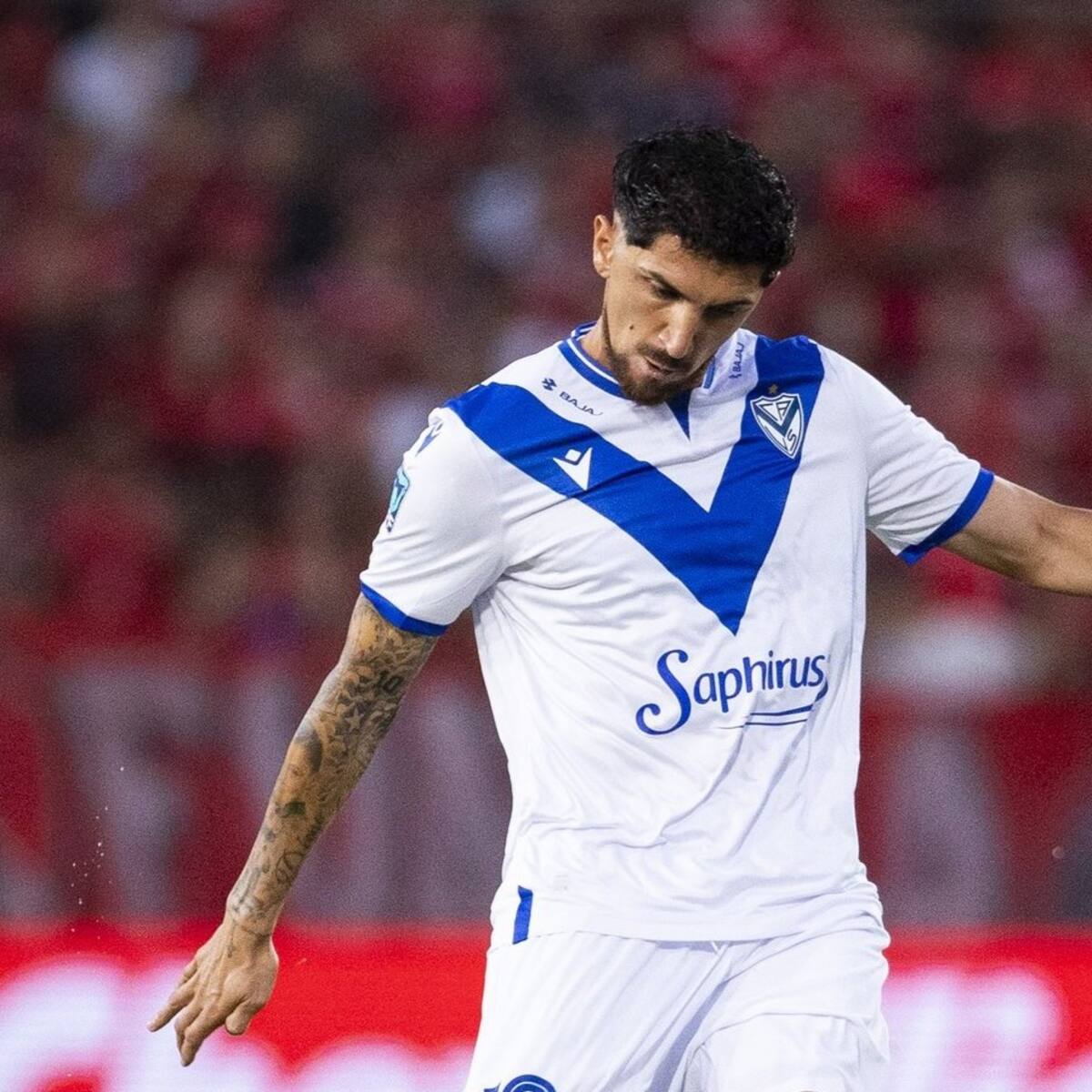 Golpe inesperado para Diego Valdés en Vélez Sarsfield: “Lamentablemente, lo perdimos”