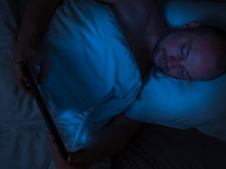 ¿Qué hacer para combatir el insomnio olímpico? Experto entregó una serie de recomendaciones