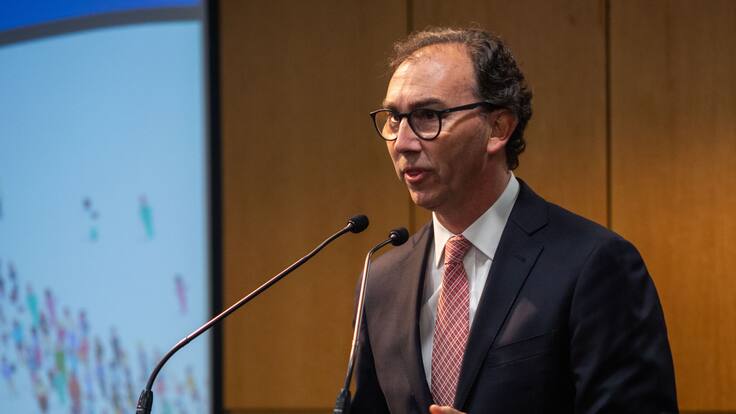 Raúl Figueroa, exministro de Educación: “Chile Vamos murió con el presidente Piñera”