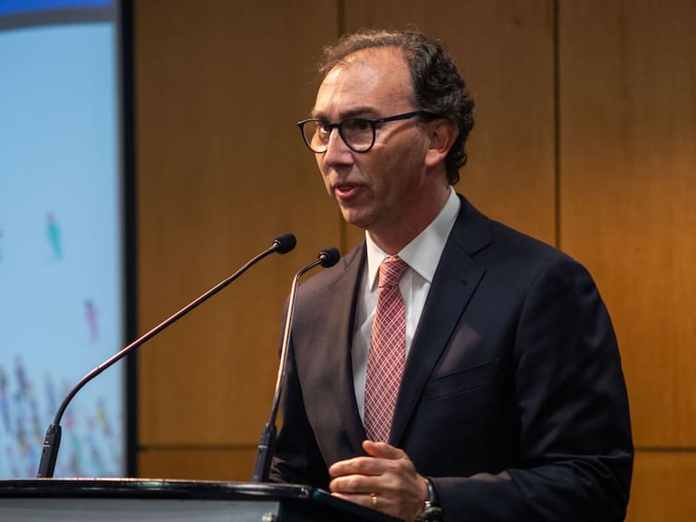 Raúl Figueroa y gira presidencial en Europa: “Creo que el Partido Comunista nos va a meter en muchos problemas de relaciones internacionales”