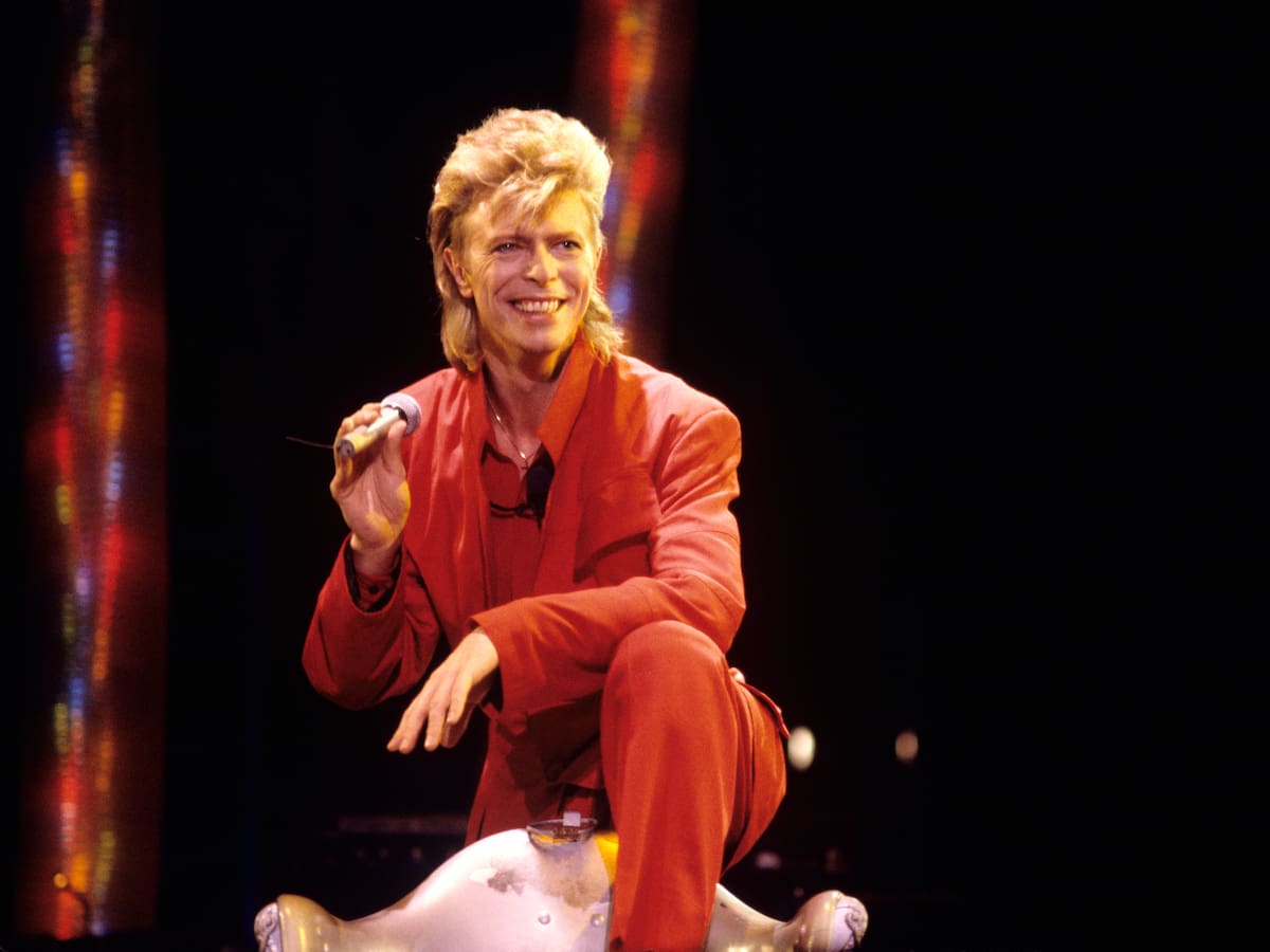 Extraña confesión: estrella de Hollywood asegura que viajó en el tiempo y conoció a David Bowie en los años 70