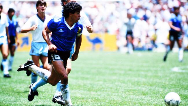 Camiseta de Diego Maradona se subasta en cifra récord