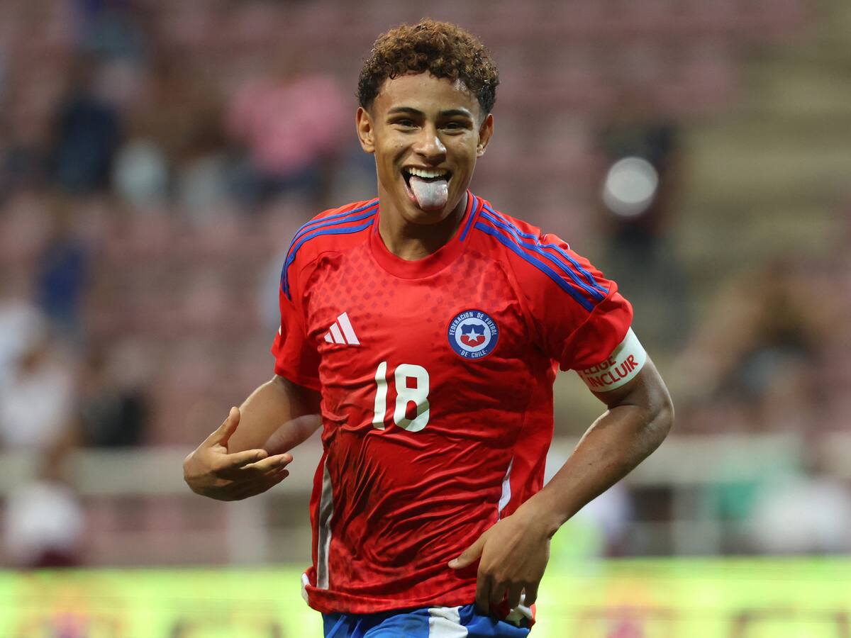 Con otro doblete de Rossel: Chile logra épica remontada ante Perú y se encamina al hexagonal final del Sudamericano Sub 20