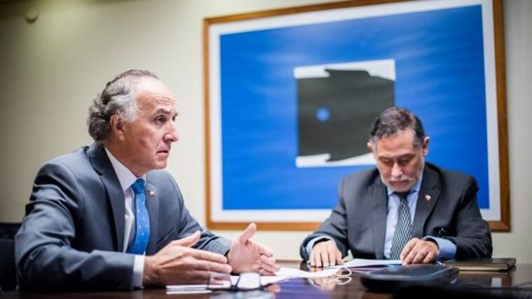 Ministerio de Relaciones Exteriores y obra de Eduardo Vilches
