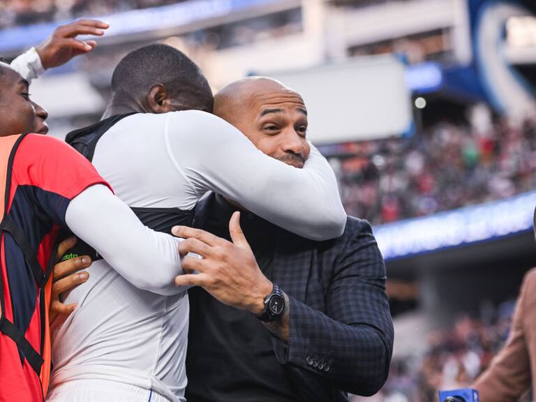 Cecilio Waterman festejó con Thierry Henry en la Concacaf Nations League | Getty Images
