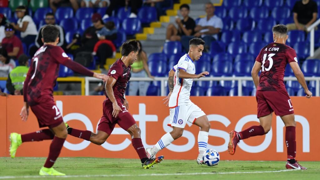 Chile mostró su peor cara ante Venezuela y dijo adiós rápidamente al Sudamericano sub 20