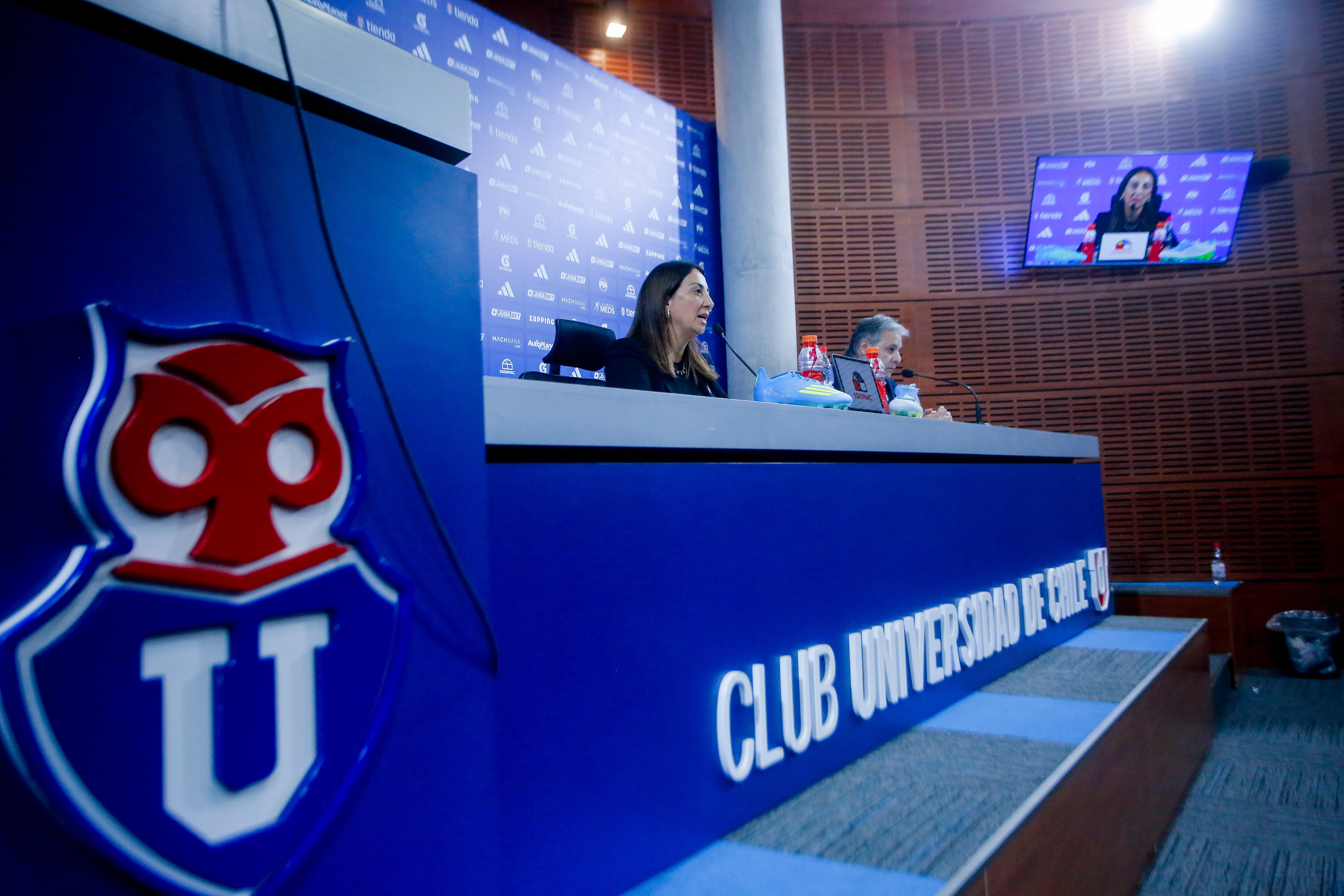 Más problemas en la U: presiones políticas y negativas complican la búsqueda del nuevo directorio de Azul Azul