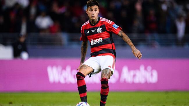 Erick Pulgar sufre una fractura en el pie y será baja en Flamengo por al menos un mes