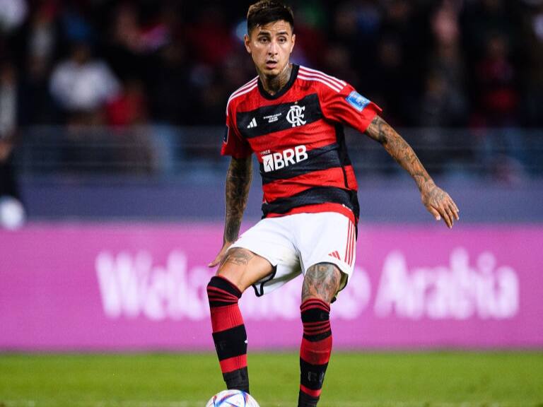 Erick Pulgar sufre una fractura en el pie y será baja en Flamengo por al menos un mes