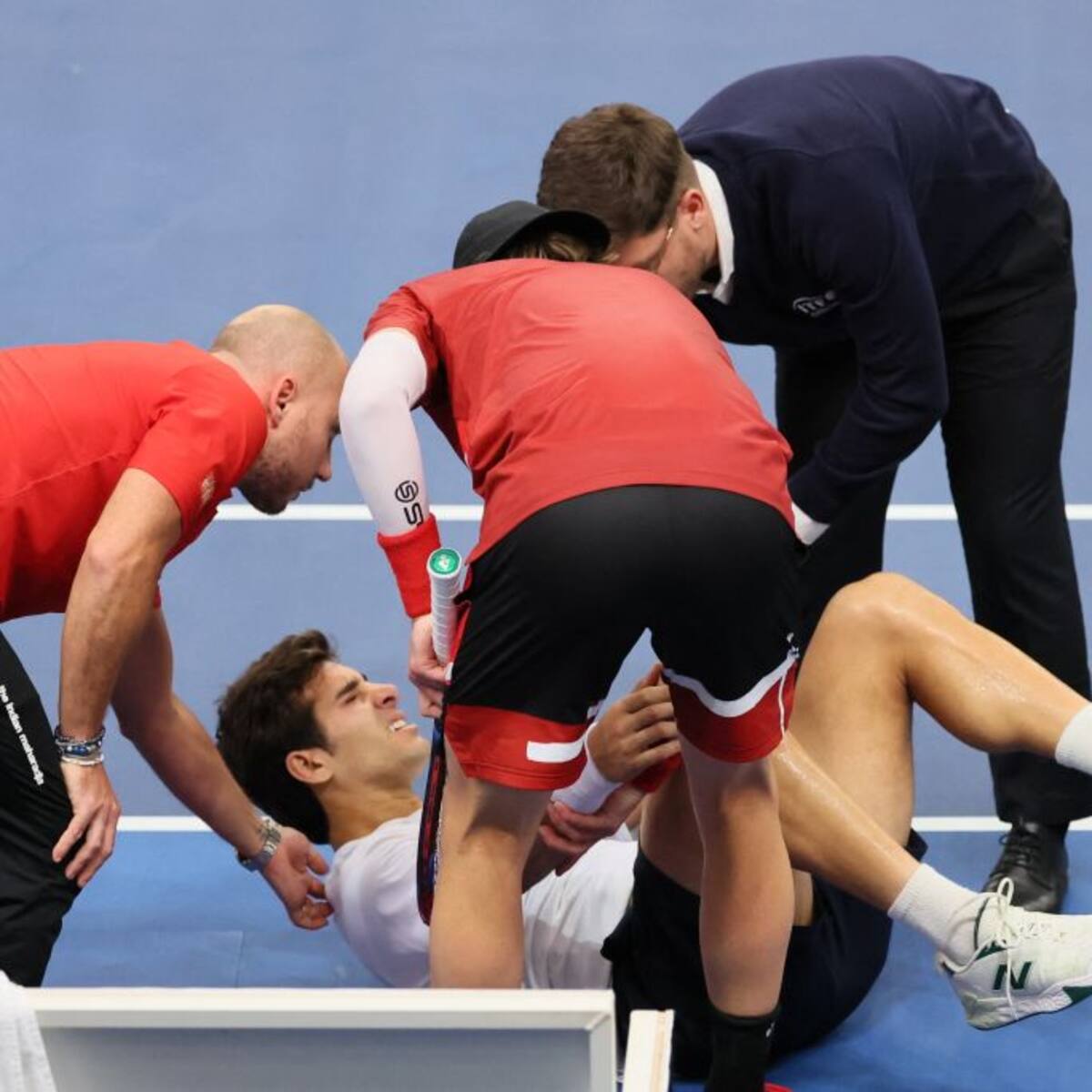 Tenista chileno Cristian Garin es agredido: FOTO muestra cómo quedó rostro del deportista tras golpe en Copa Davis