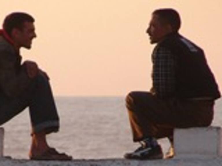 Estudio de Harvard revela en qué nos fijamos cuando conocemos a alguien