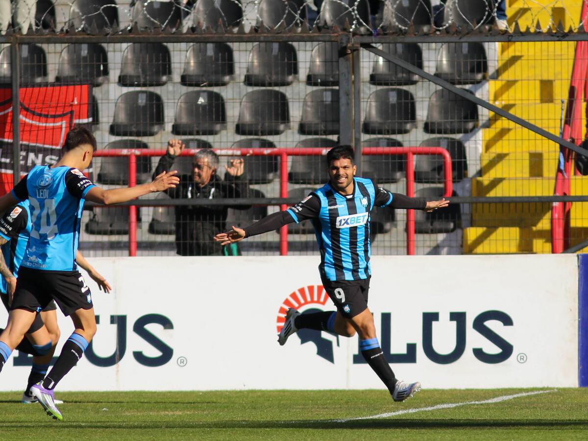 Huachipato supera a Ñublense en Talcahuano y se mete de lleno a las semifinales de la Copa Chile 2025
